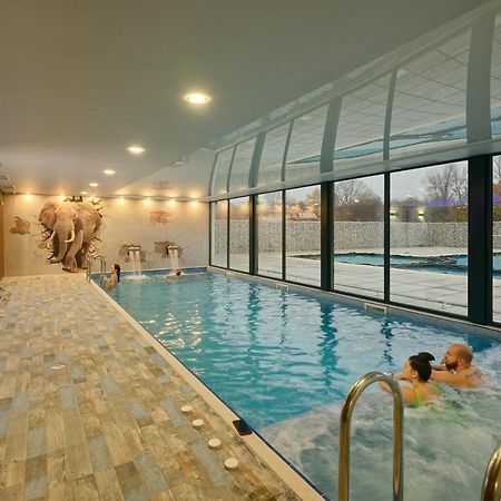Hotel Hello Hissar Хисаря Экстерьер фото