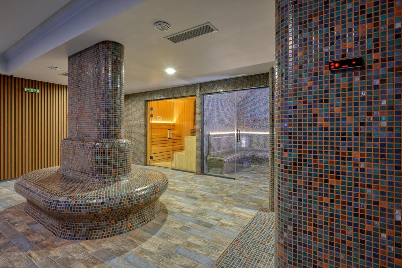 Hotel Hello Hissar Хисаря Экстерьер фото