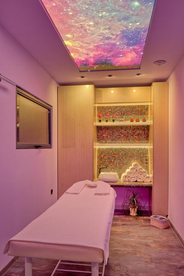 Hotel Hello Hissar Хисаря Экстерьер фото