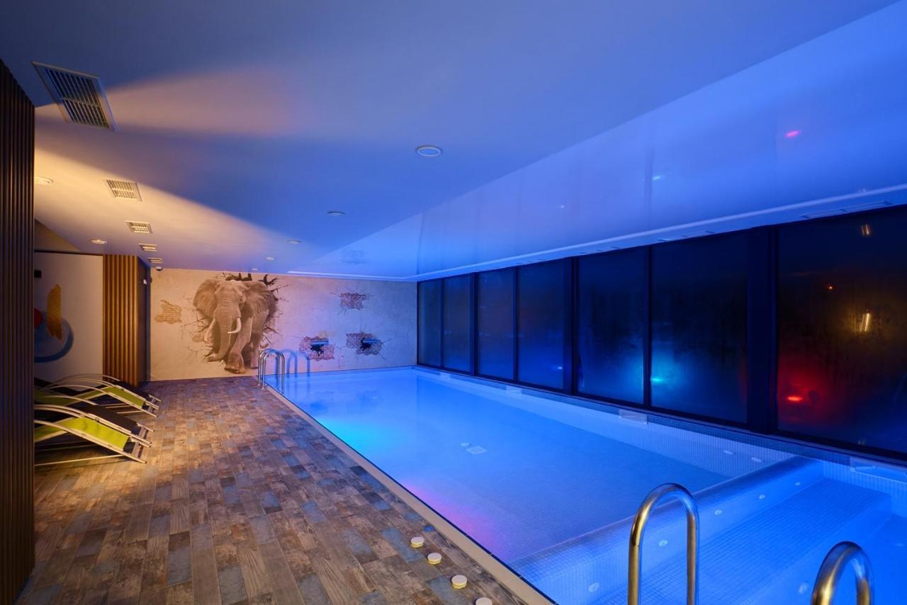 Hotel Hello Hissar Хисаря Экстерьер фото
