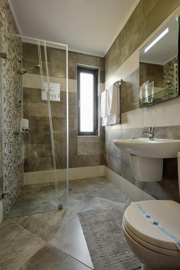 Hotel Hello Hissar Хисаря Экстерьер фото